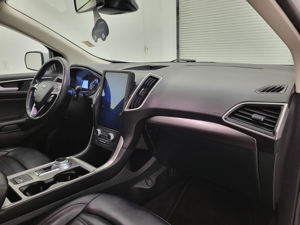 2024 Ford Edge SEL photo 33