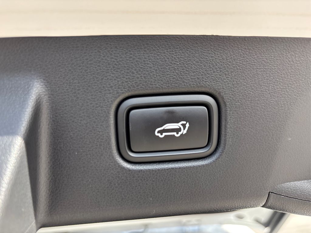 2025 Hyundai Tucson SEL Convenience photo 12