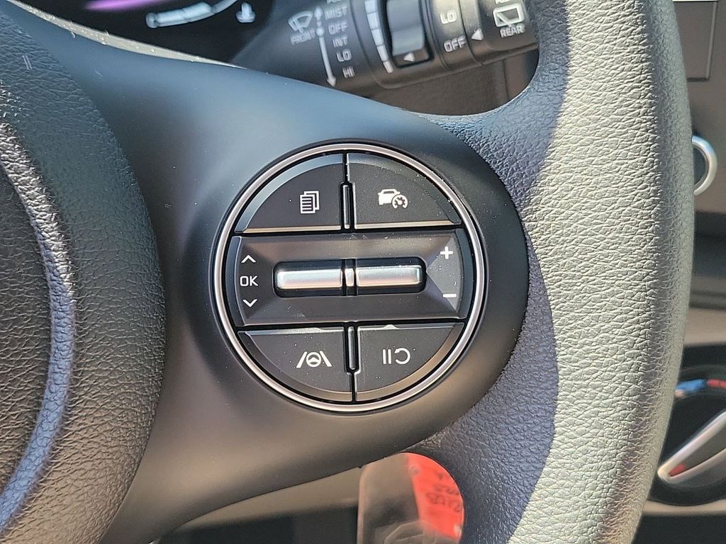 2025 Kia Soul LX S photo 24