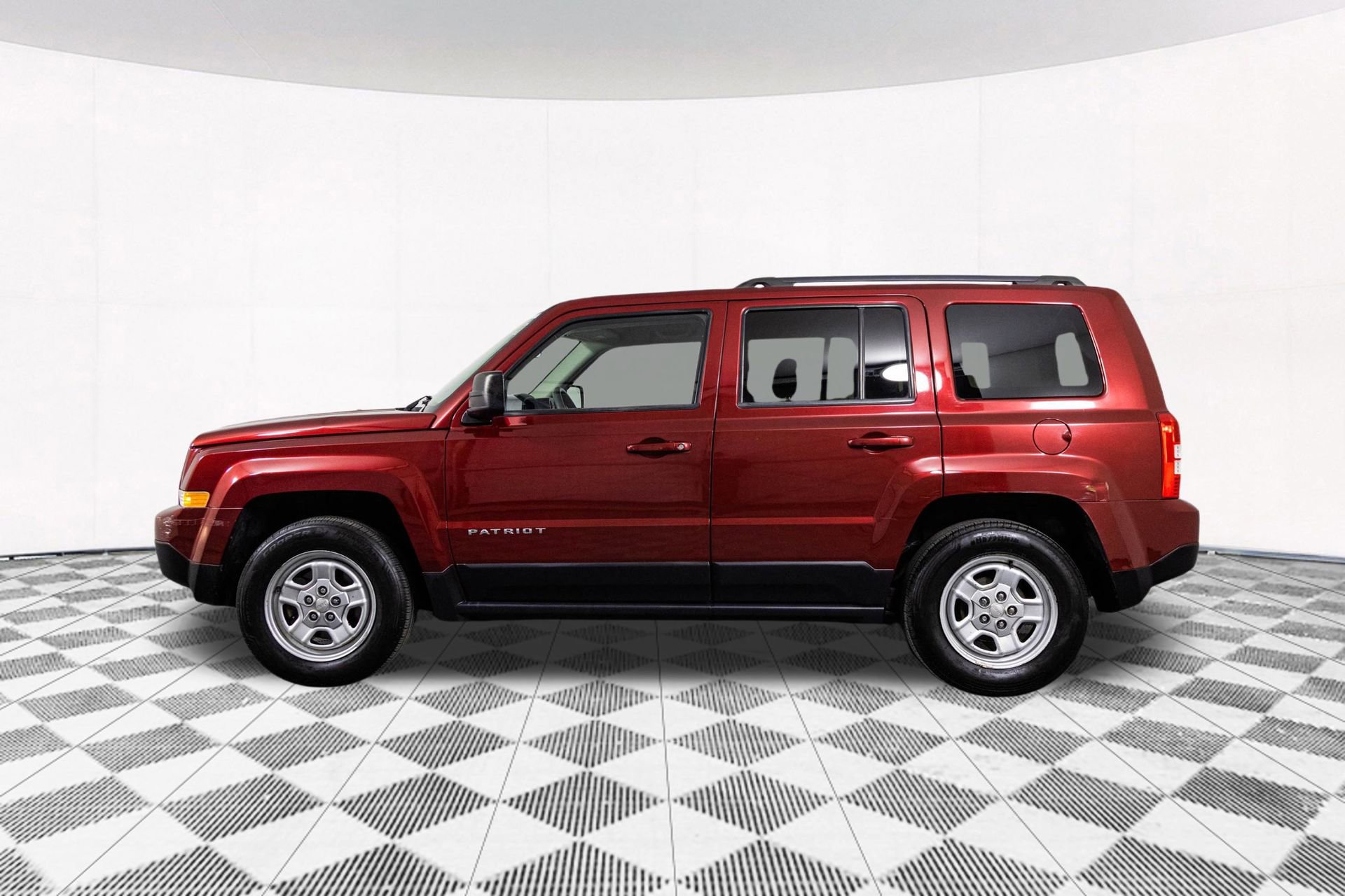 2015 Jeep Patriot Sport photo 2