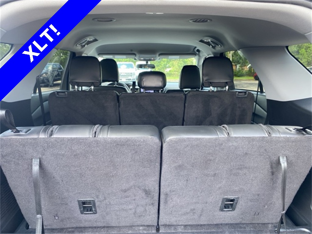 2024 Ford Explorer XLT photo 19