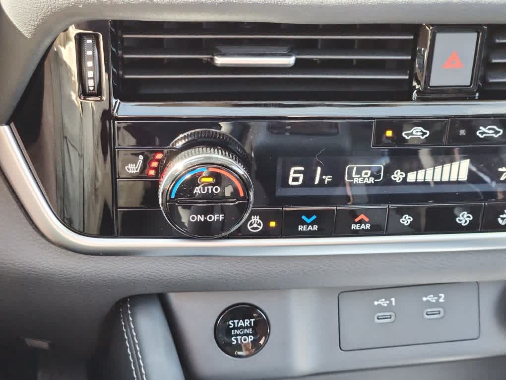 2026 Nissan Rogue Platinum AWD photo 15