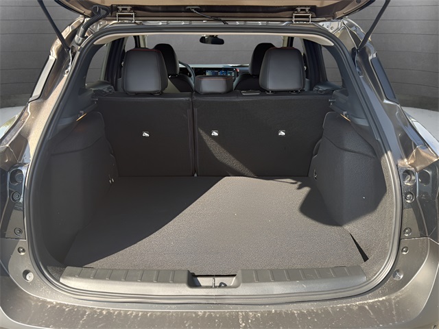 2026 Nissan Kicks SR photo 13