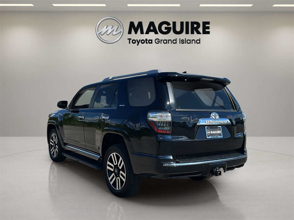 2023 Toyota 4Runner Limited photo 3