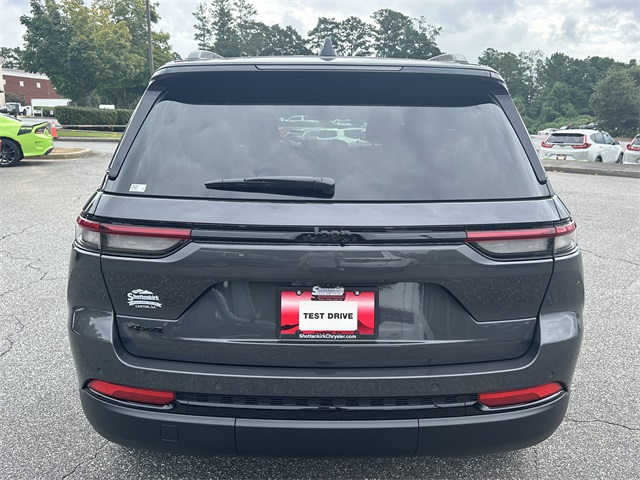 2025 Jeep Grand Cherokee Altitude X photo 4