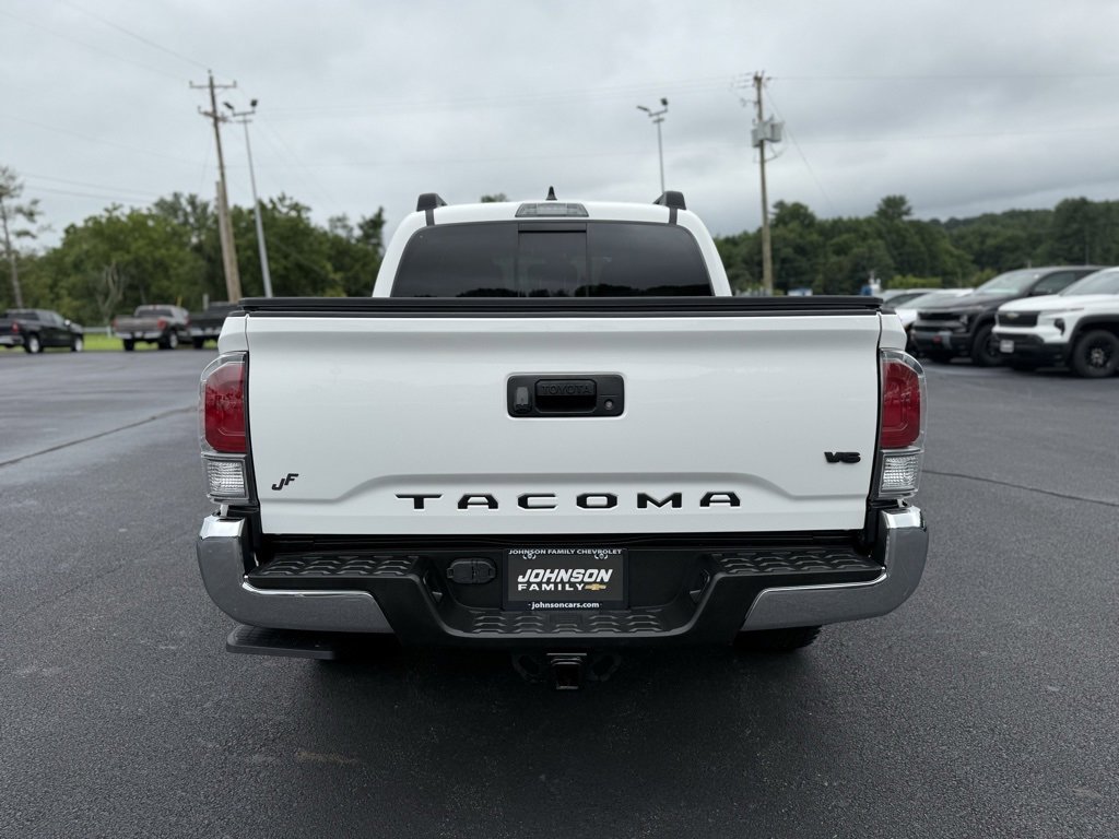 2022 Toyota Tacoma TRD Off-Road V6 SR photo 12