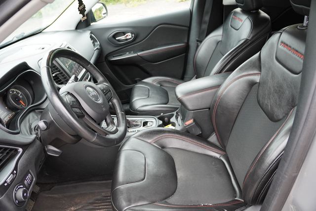 2019 Jeep Cherokee Trailhawk photo 4