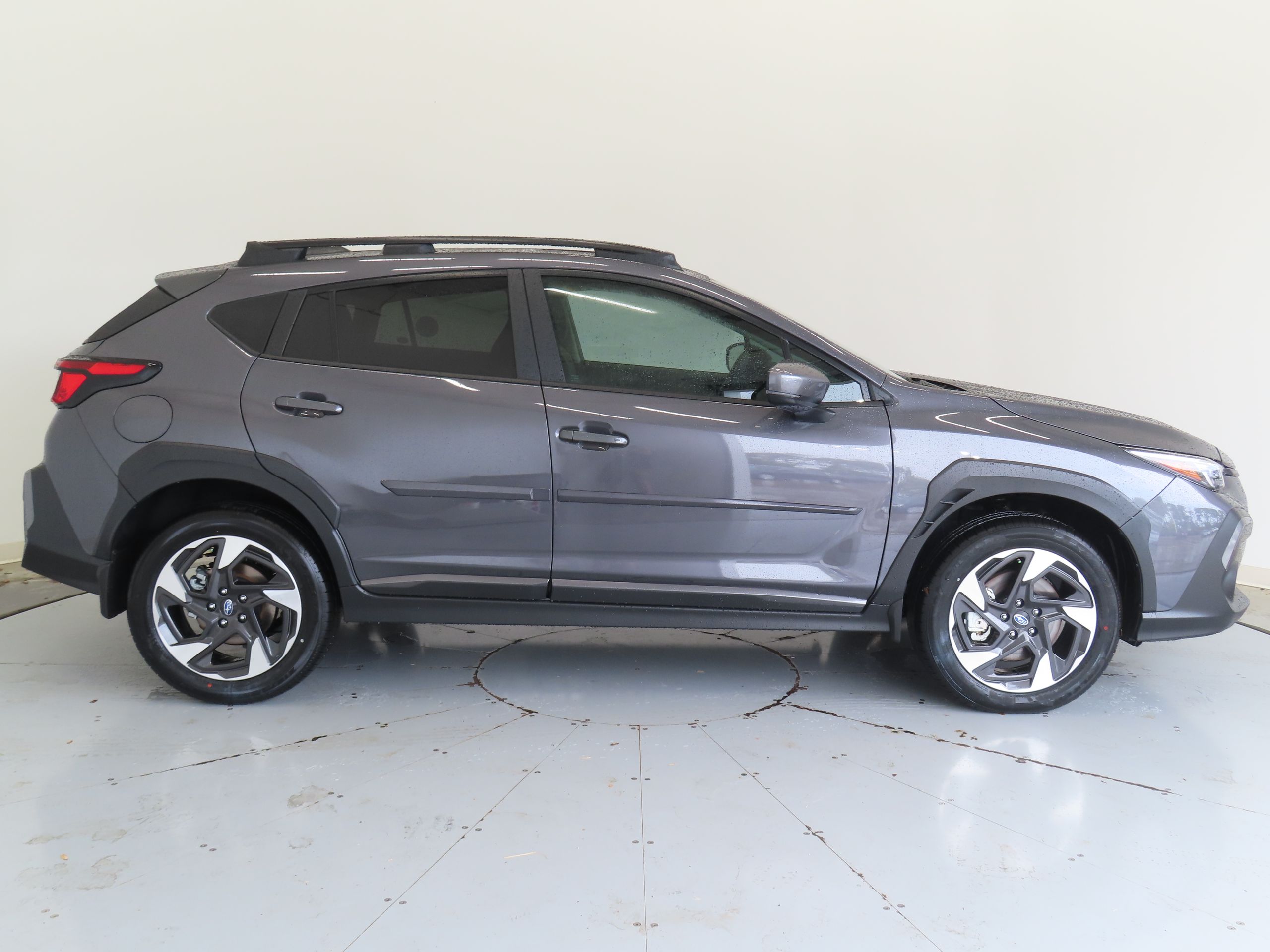 2025 Subaru Crosstrek Limited photo 2