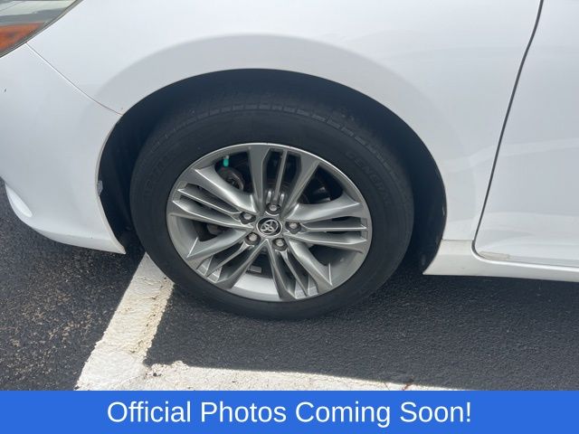 2016 Toyota Camry SE photo 7