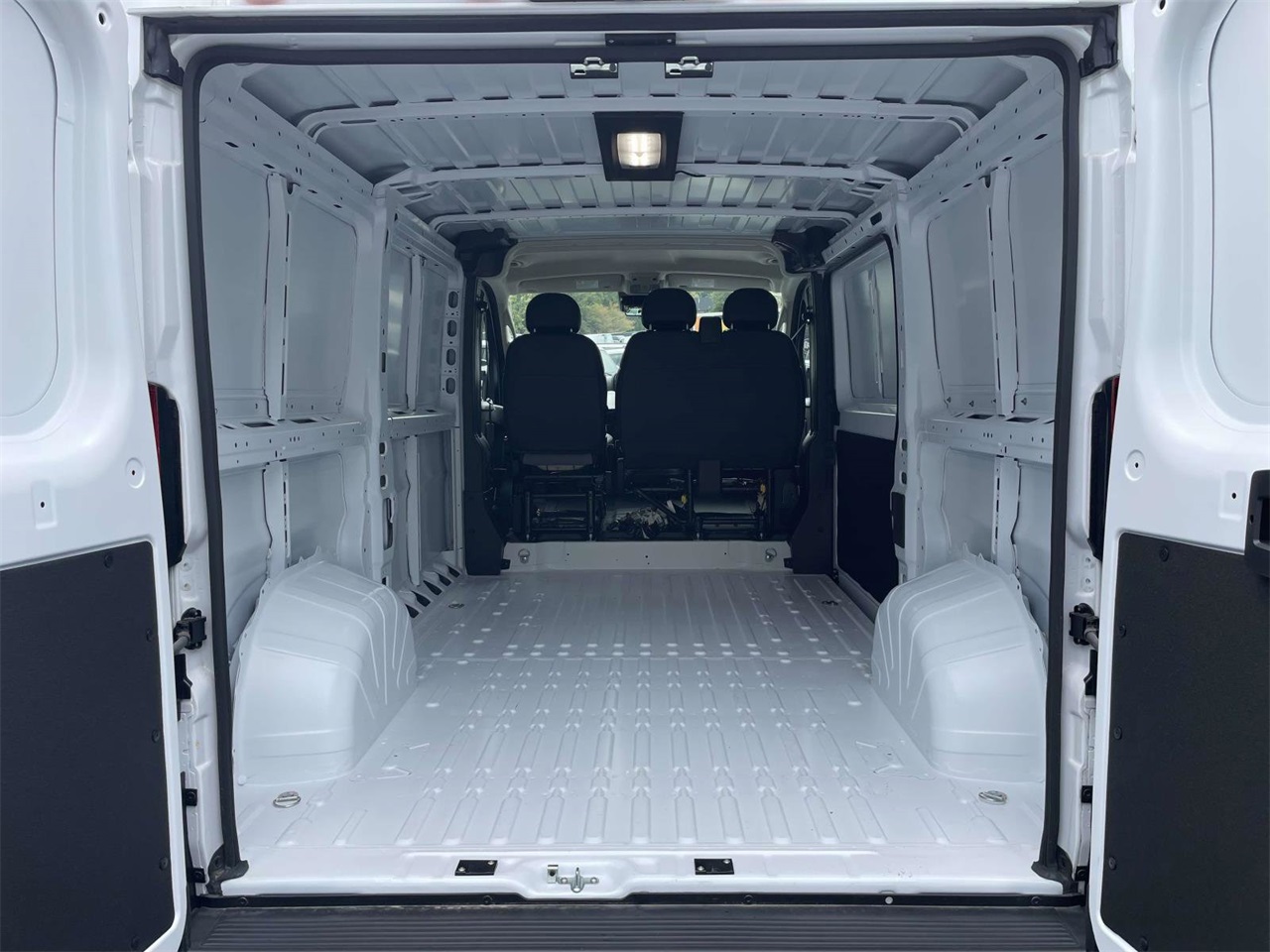 2024 Ram ProMaster 1500 photo 23