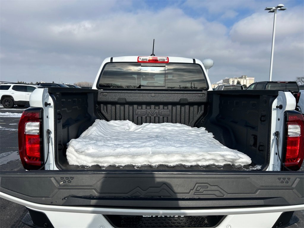 2026 GMC CANYON - Image 33