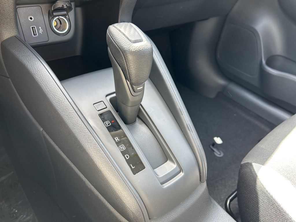 2025 Nissan Versa S photo 27