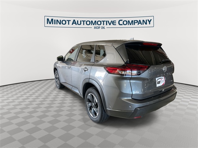 2024 Nissan Rogue SV photo 2