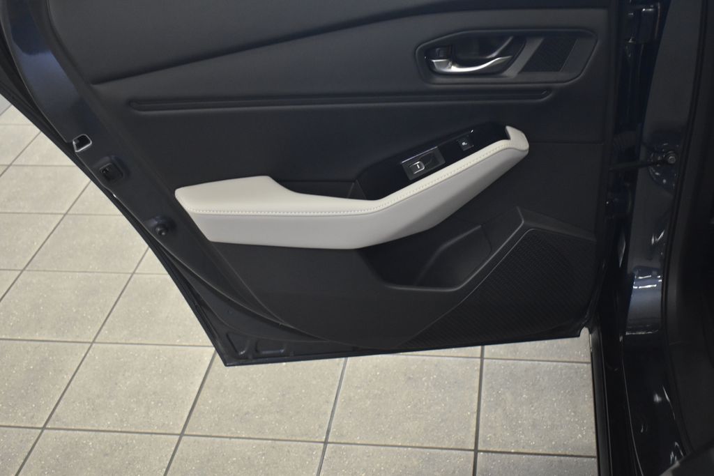 2023 Honda Accord Touring photo 24