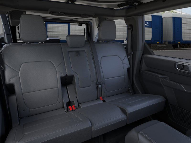2025 Ford Bronco Outer Banks photo 10