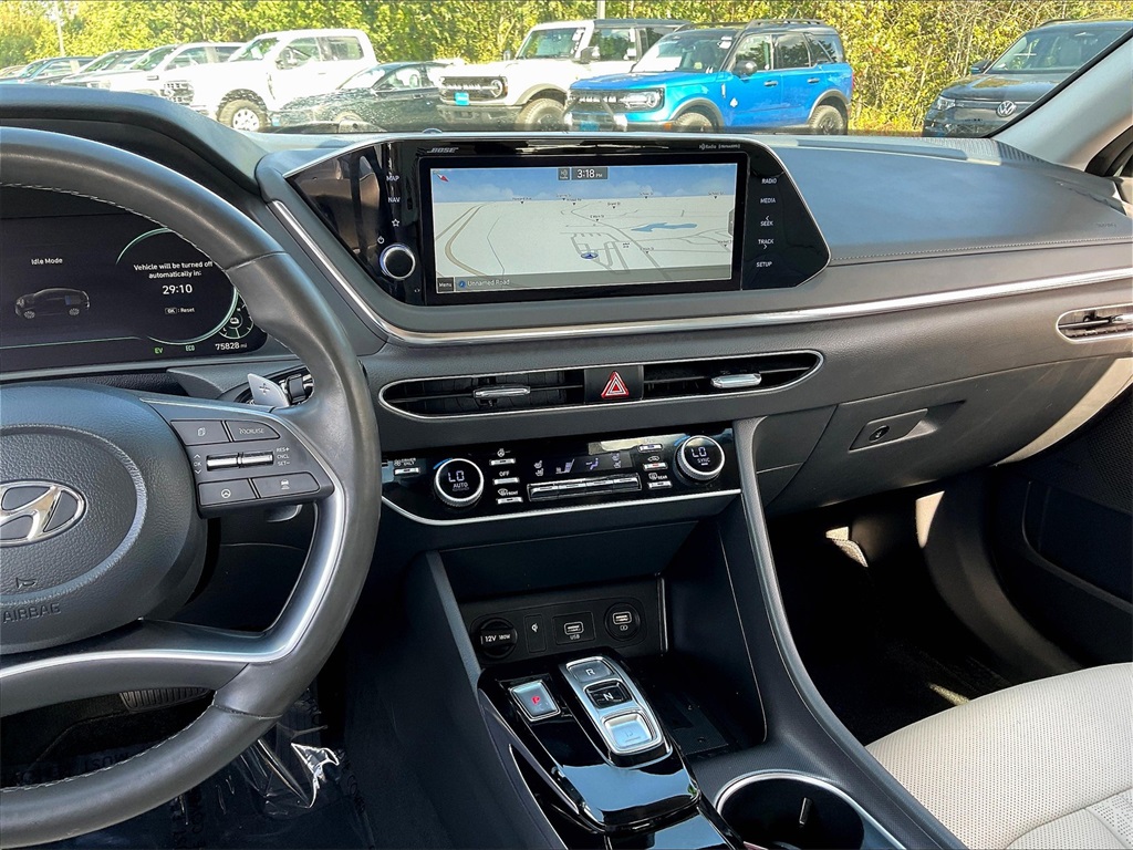 2022 Hyundai Sonata Hybrid Limited photo 17
