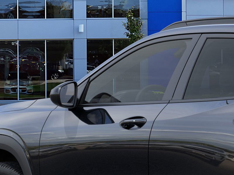 2025 Chevrolet Trax photo 4