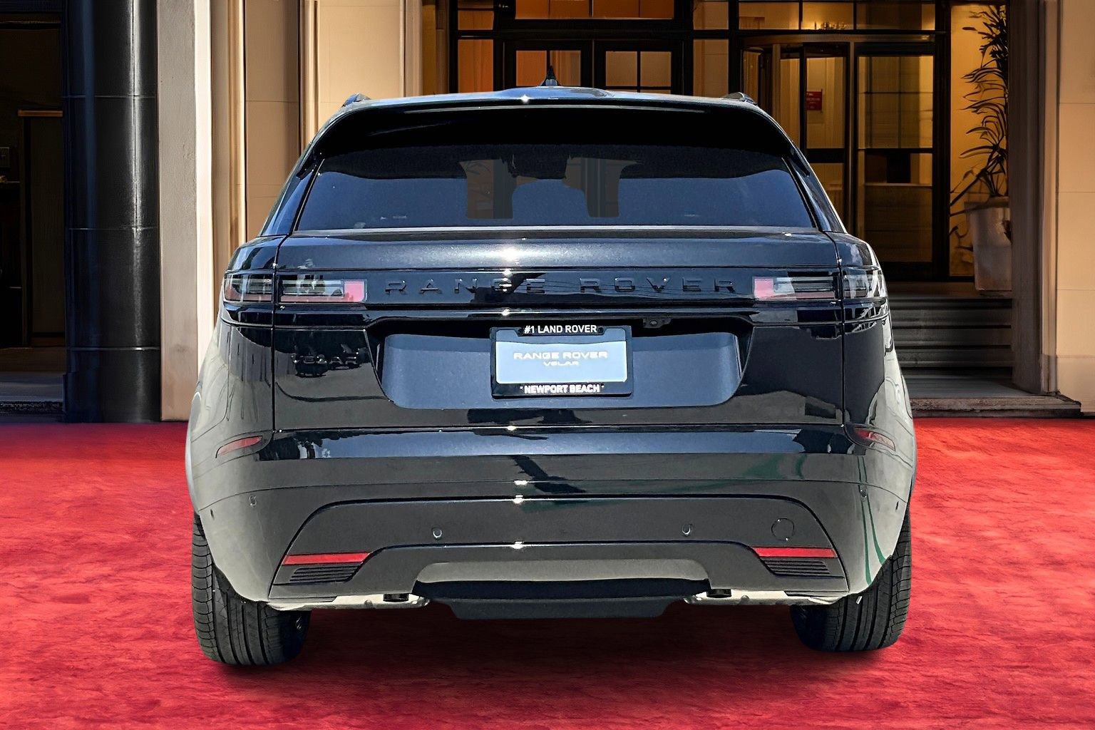 2026 Land Rover Range Rover Velar P250 Dynamic SE photo 3