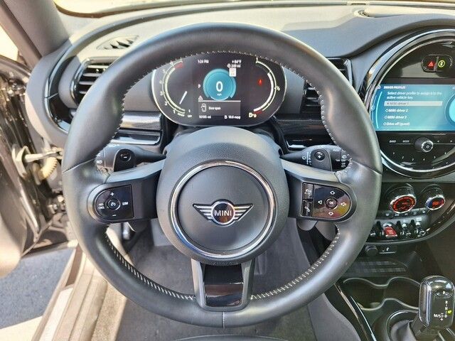2022 Mini Clubman Base S ALL4 photo 17