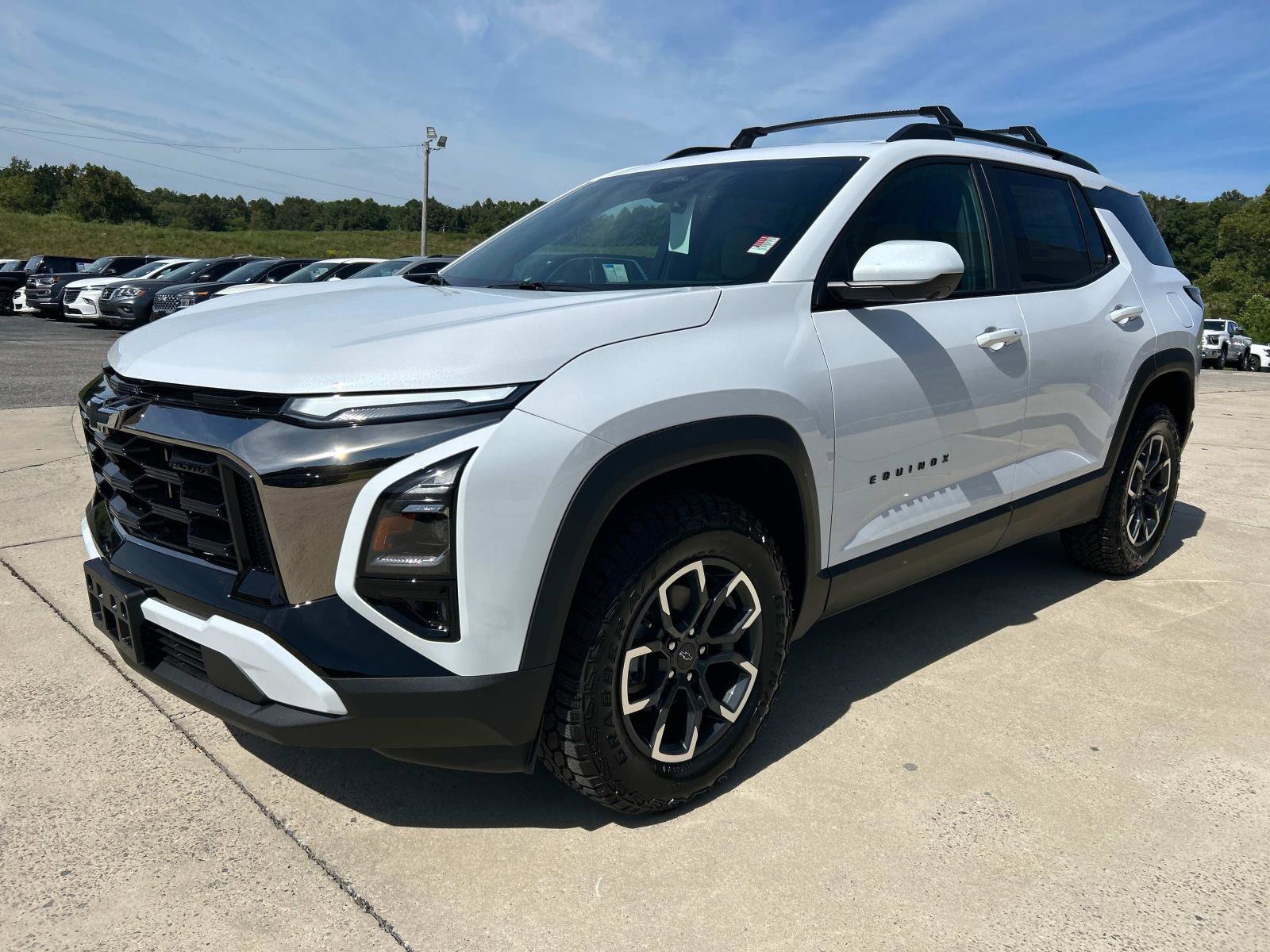 2026 Chevrolet Equinox ACTIV photo 8