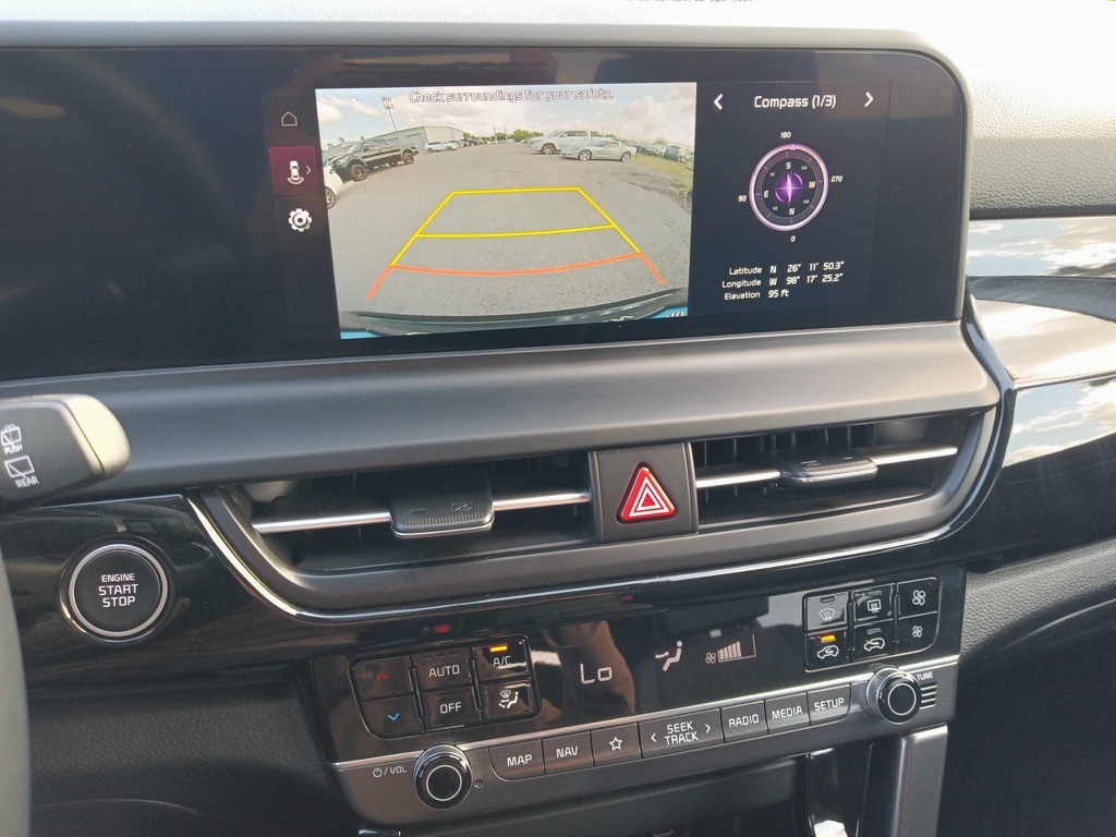 2024 Kia Seltos S photo 9