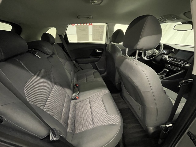 2022 Kia Niro Plug-In Hybrid LXS photo 5
