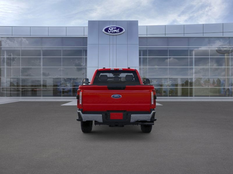 2025 Ford F-250 XLT photo 4