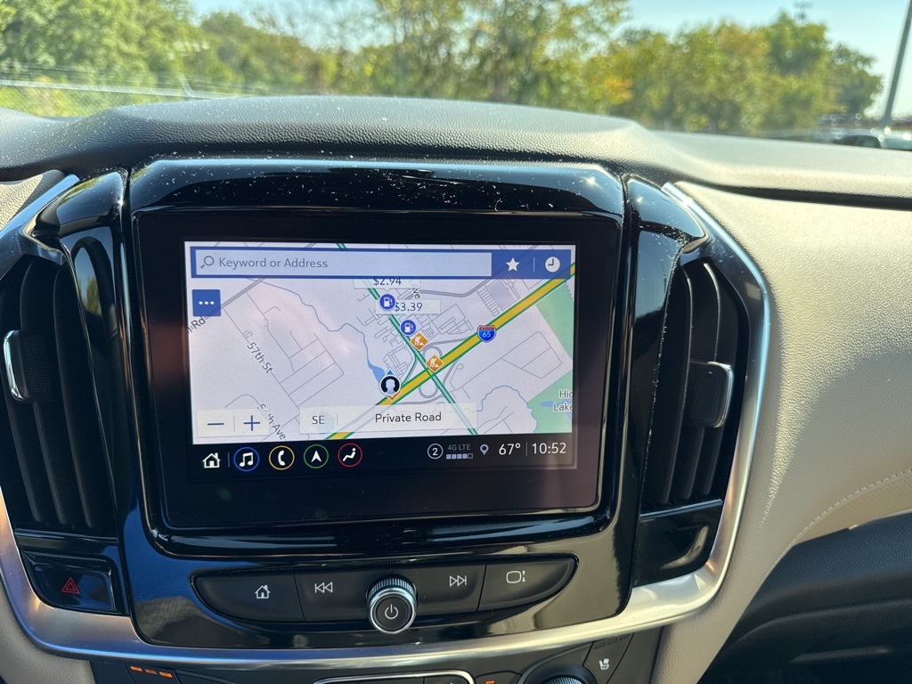 2023 Chevrolet Traverse Premier photo 25
