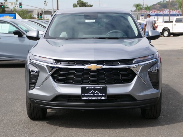 2026 Chevrolet Trax LS photo 7