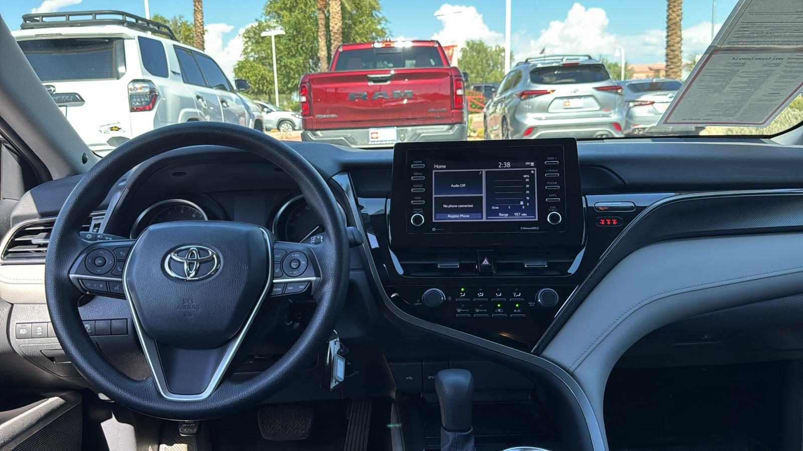 2021 Toyota Camry LE photo 10