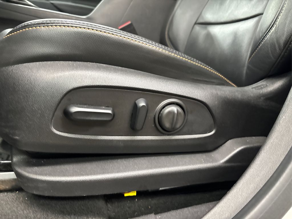 2018 Chevrolet Equinox Premier photo 36