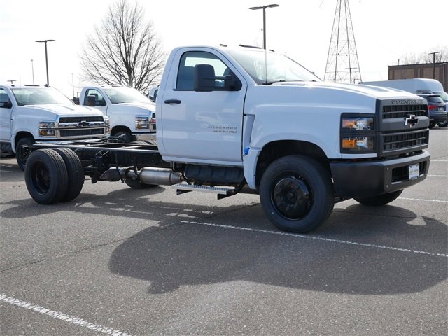 2023 Chevrolet Silverado 4500 Medium Duty Chassis Cab Work Truck's photo