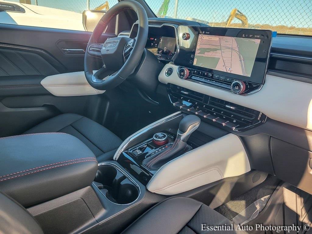 2026 GMC CANYON - Image 16