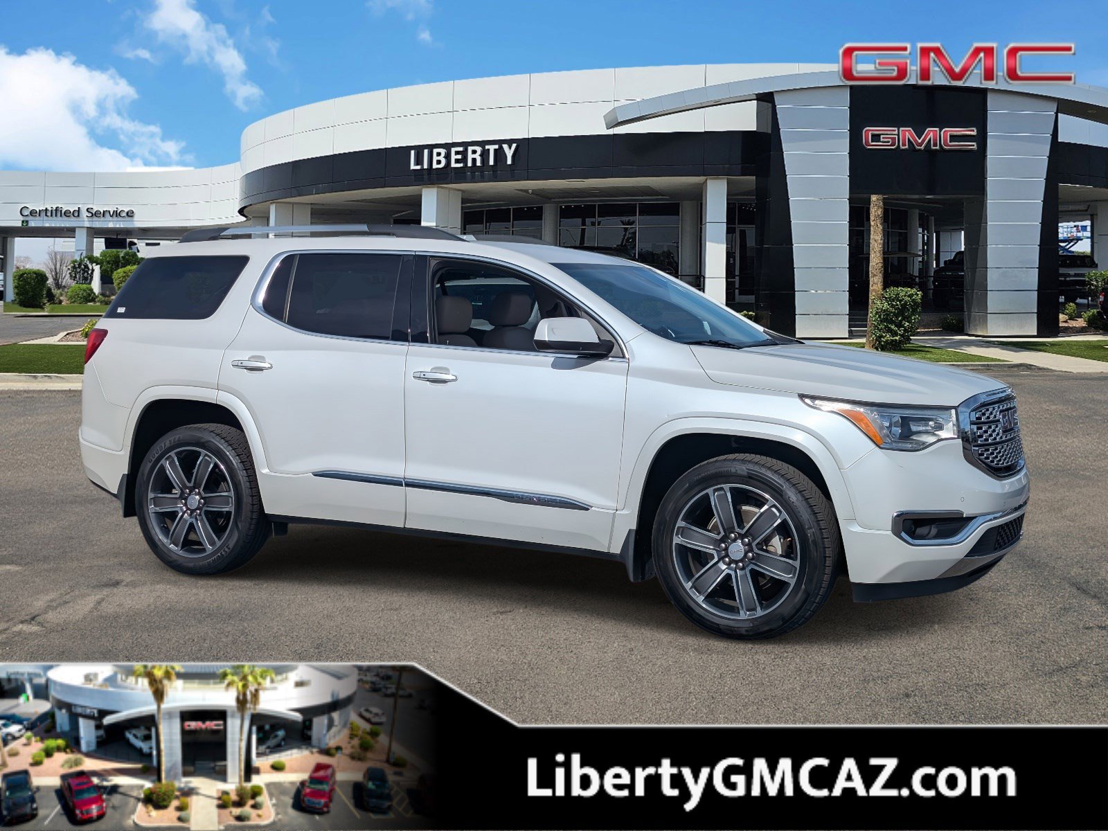 2017 GMC Acadia Denali's photo