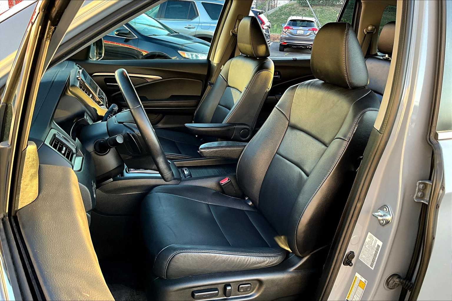 2022 Honda Pilot Special Edition photo 6