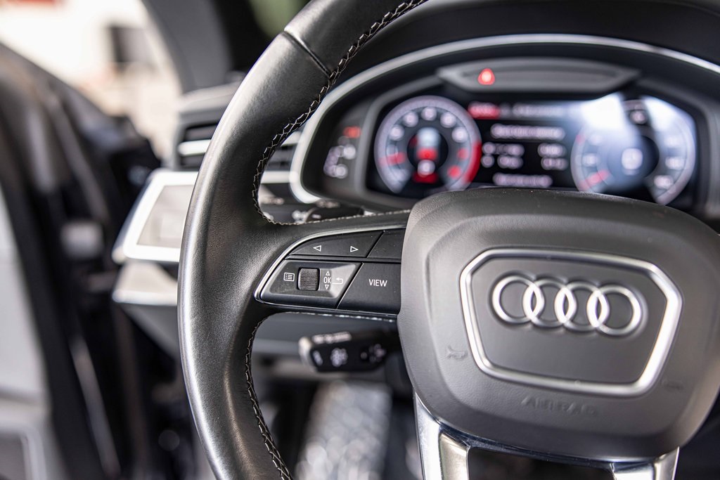 2021 AUDI Q8 - Image 25