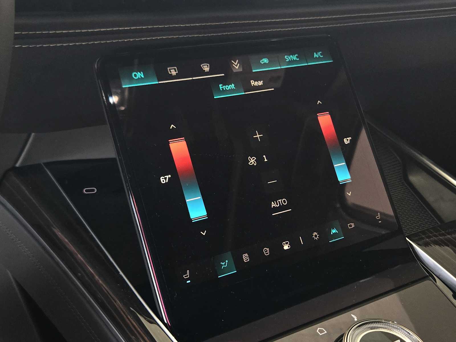 2025 Cadillac Escalade Premium Luxury photo 11