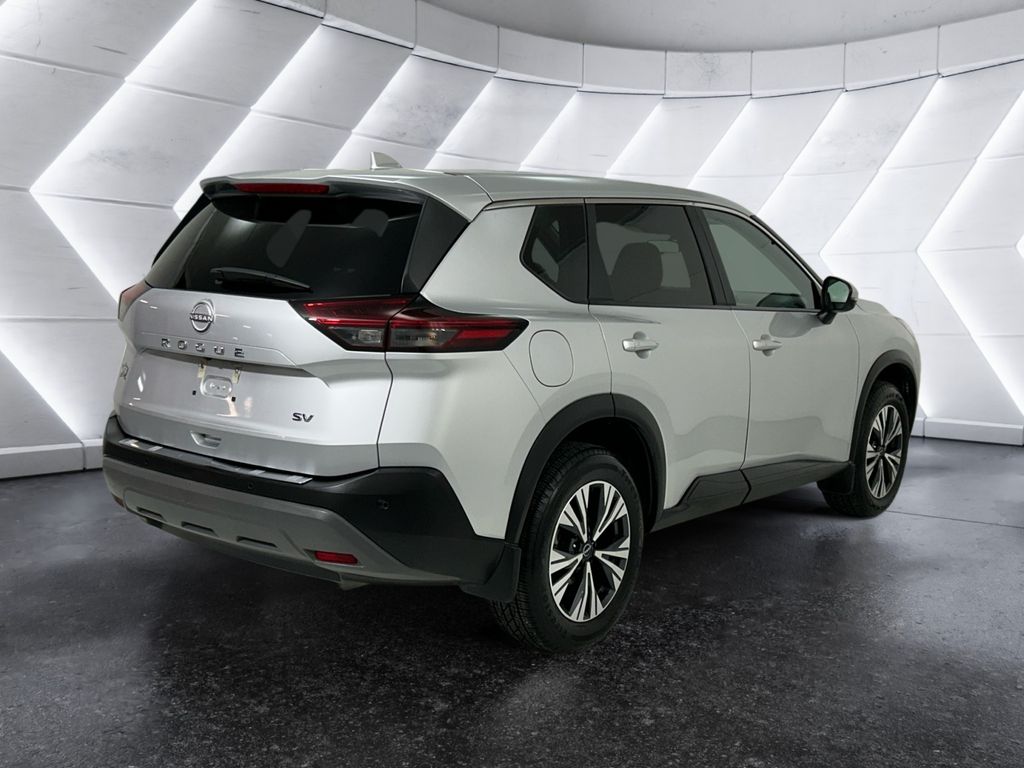 2023 Nissan Rogue SV photo 3