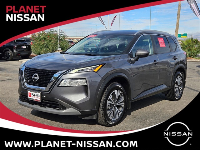2022 Nissan Rogue SV's photo