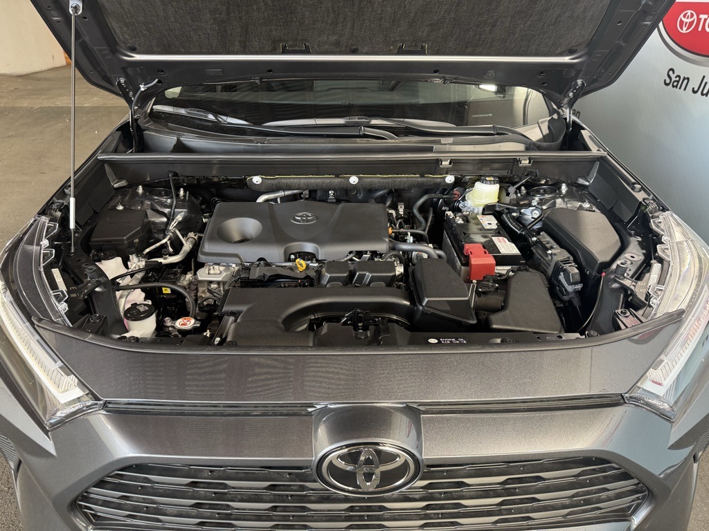 2025 Toyota RAV4 LE photo 34