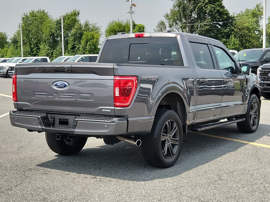 2022 Ford F-150 XLT photo 3