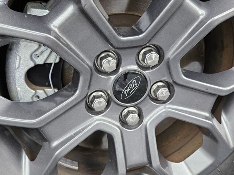 2022 Ford Maverick XLT photo 18