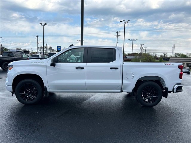 2025 Chevrolet Silverado 1500 Custom photo 7