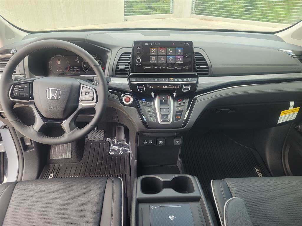 2026 Honda Odyssey Elite photo 9