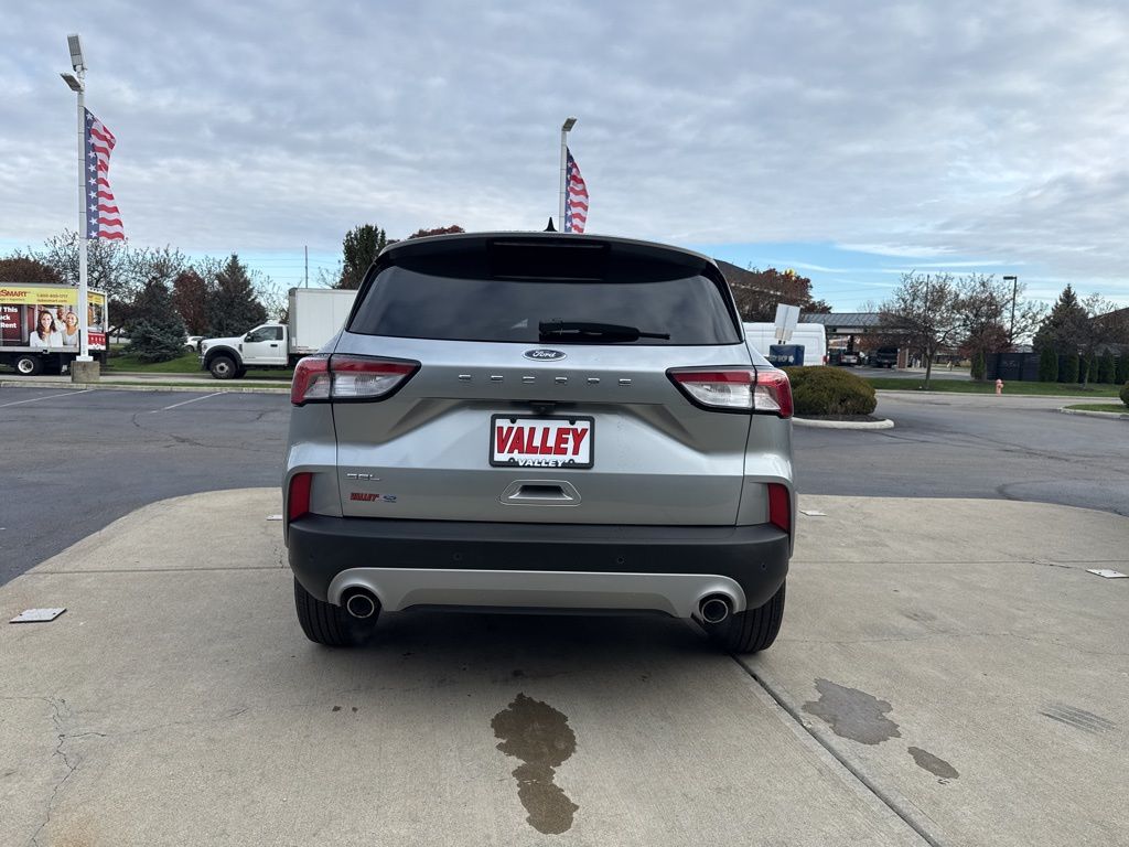 2022 Ford Escape SEL photo 4