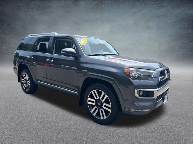 2018 Toyota 4Runner TRD Off-Road Premium Sport photo 2