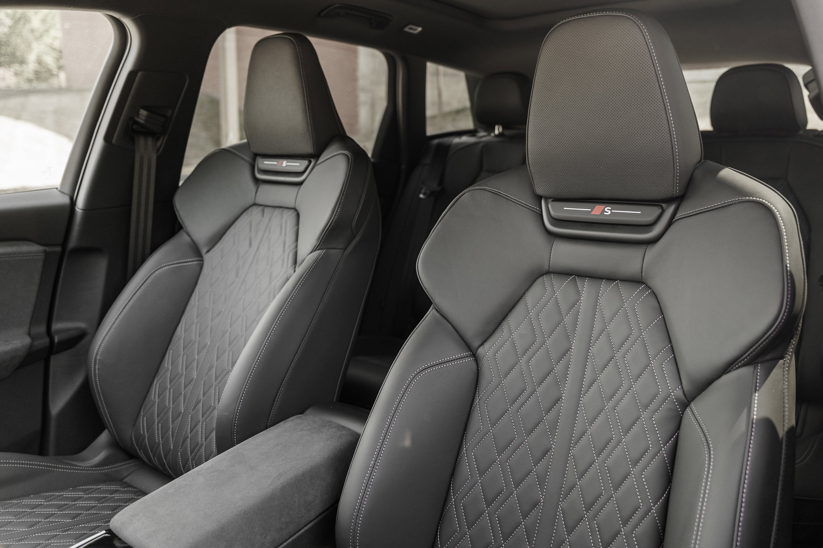 2025 Audi SQ6 photo 22
