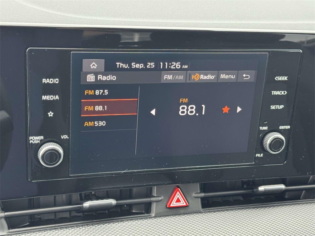 2024 Kia Sportage Hybrid LX photo 3