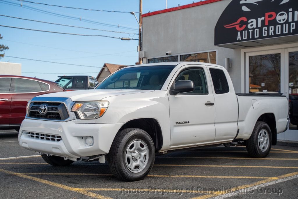2015 Toyota Tacoma Base's photo
