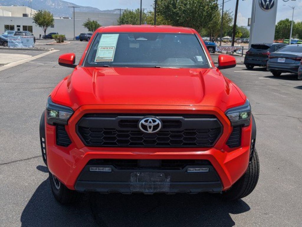 2024 Toyota Tacoma TRD Off-Road photo 3